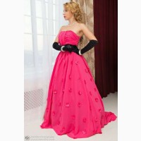 Продам рожеву сукню зі шлейфом для фотосесії, знижка