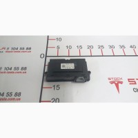 Блок контроля стояночного тормоза Tesla model X S REST 1007618-00-J 1007618