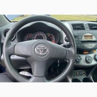 Продам Toyota Rav4 2.0 газ бензин