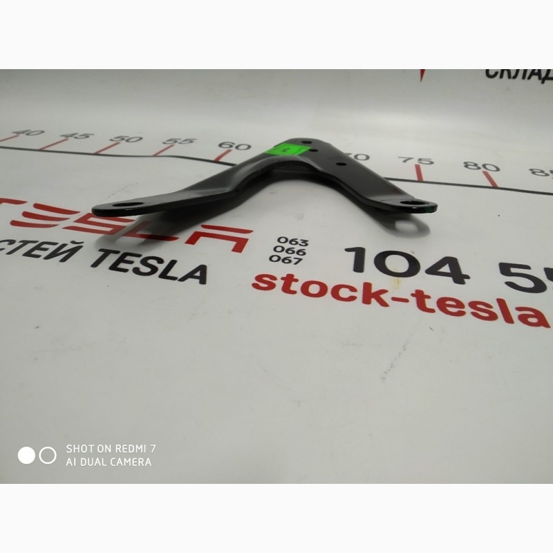 Фото 3. Кронштейн крепления подрамника правый Tesla model S 6008490-00-A 6008490-00