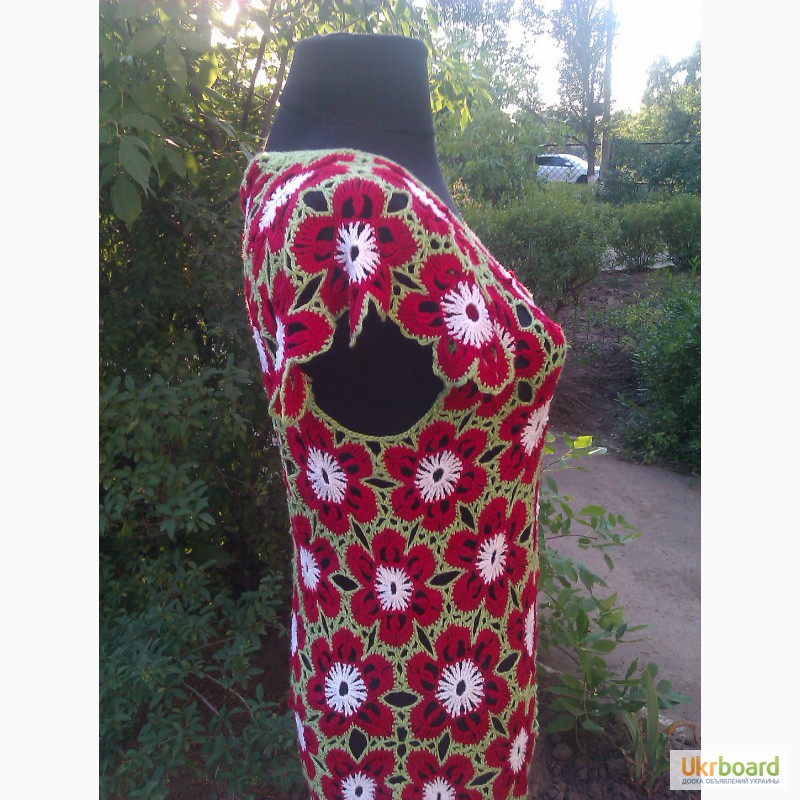 Фото 7. Вязаное крючком авторское платье из красивых цветочных орнаментов, в наличии и под заказ