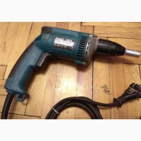 Сетевой шуруповерт Makita 6825 Оригинал