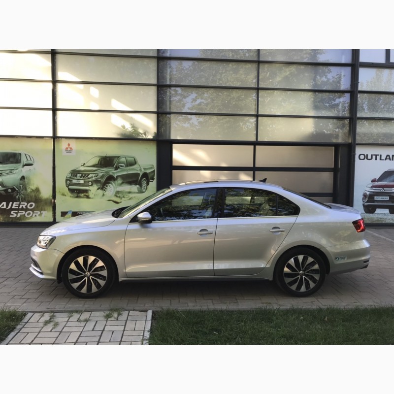 Фото 2. Volkswagen Jetta Hybrid 2016, 60 тыс. км