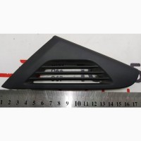 Накладка боковая панели крепления дефлекторов правая Tesla model X 1047162