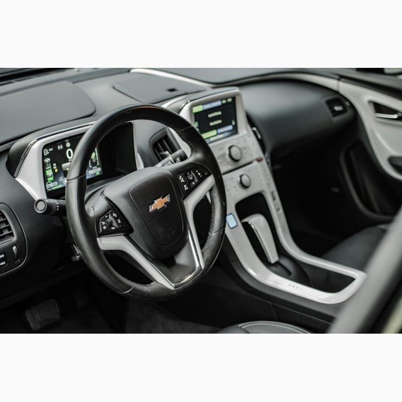 Фото 18. Chevrolet Volt Premier 2015, 58 тыс. км