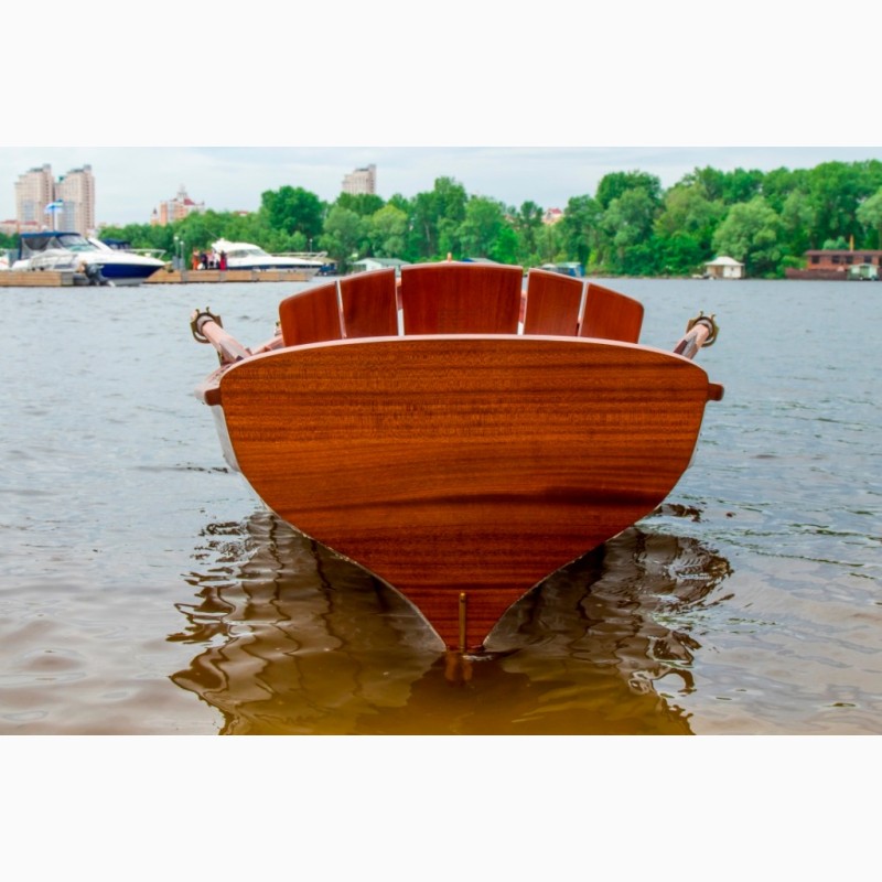 Фото 3. Дерев#039;яний човен. Човен весловий