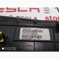 Накладка нижняя бардачка (LTHR BLK) Tesla model X S REST 1002301-01-B 10023