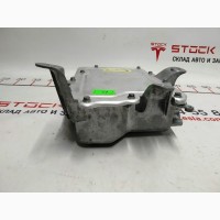 Джаншен бокс передний AWD Tesla model S REST 1059891-00-E 1059891-00-D FRON