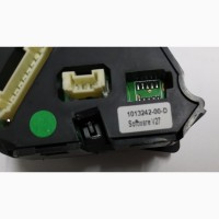 Кнопка переключения (на руле) левая Tesla model X S REST 1013242-00-H 10132