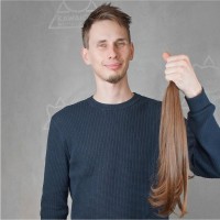 Купуємо волосся по космічним цінам 24/7 у Дніпрі від 35 см