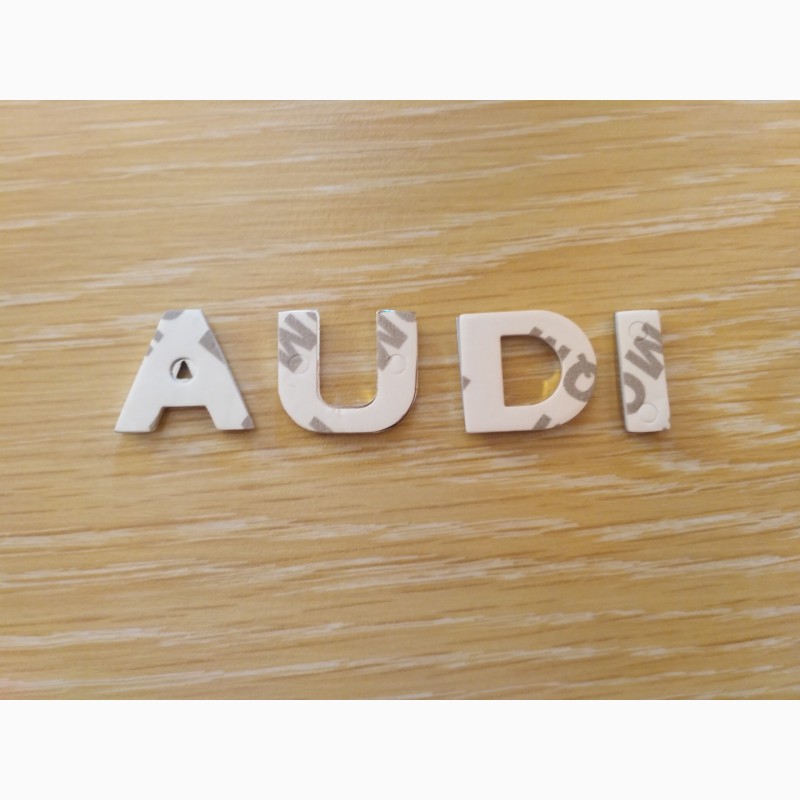 Фото 8. Металлические буквы AUDI Ауди на кузов авто не ржавеют