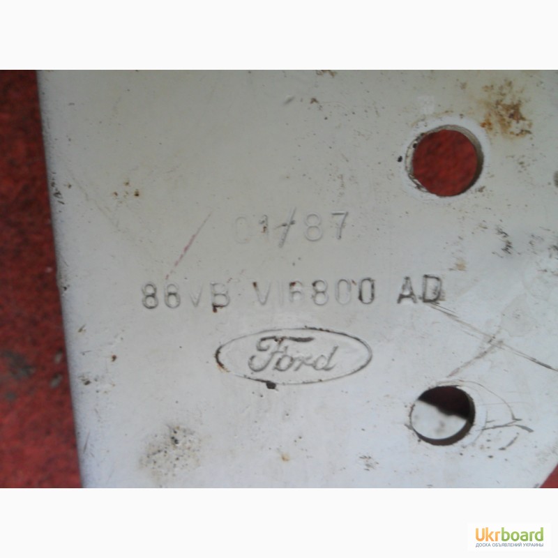 Фото 6. Навесы-петли капота Форд Транзит 88 года, оригинал