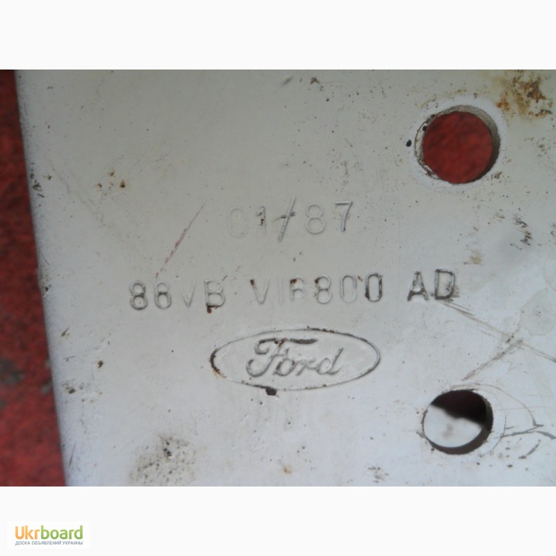 Фото 7. Навесы-петли капота Форд Транзит 88 года, оригинал