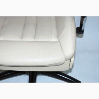 Офисное кресло из автомобильного сиденья BMW 7 серии G11