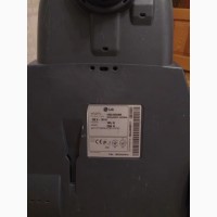 Пылесос LG Kompressor VK8810HUMR без мешка