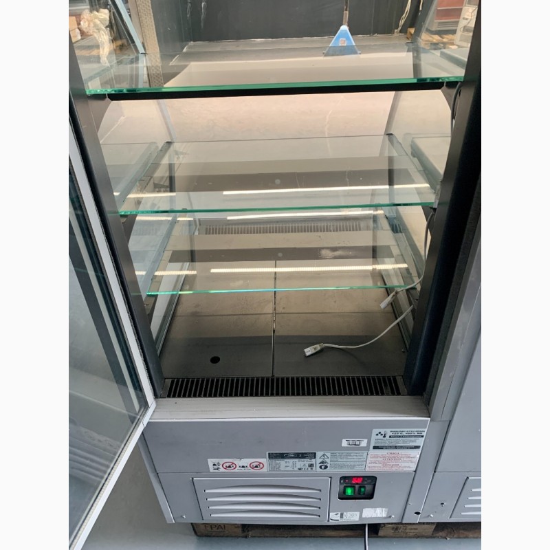 Фото 9. Холодильний та кондитерський прилавок (вітрина) JBG-2 RDE 1.3 м