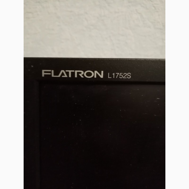Фото 4. Монитор 17 LG FLATRON L1752S TN в отличном рабочем состоянии, внешне хорошо сохранился