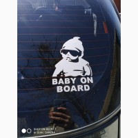 Наклейка на авто Baby on board Белая светоотражающая