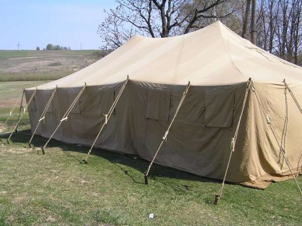 Фото 12. Брезентовая палатка различных размеров и применения в сельском хозяйстве