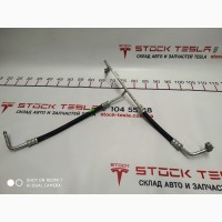 Трубка радиатора кондиционера правого Tesla model S 1004294-00-A 1004294-00